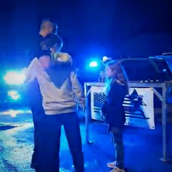 Meet your Posher, Santana - Picture 14 of 17